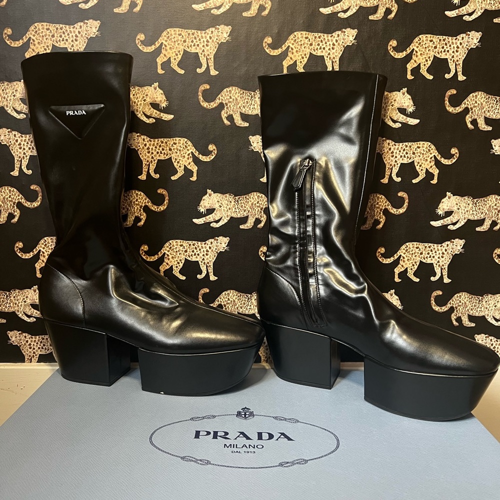 Worn once boots from Prada’s FW collection, includes original box